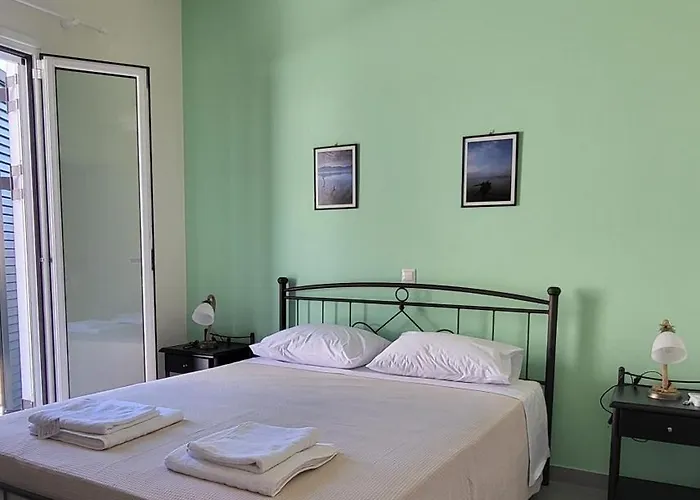 Stamatis House - In The Center Of Paxos דירה
